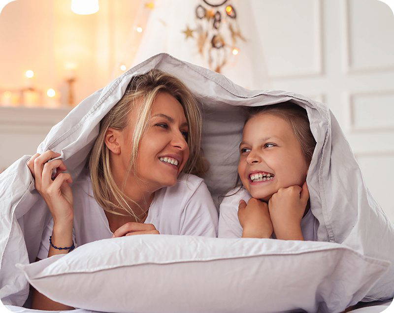 mother-daughter-family